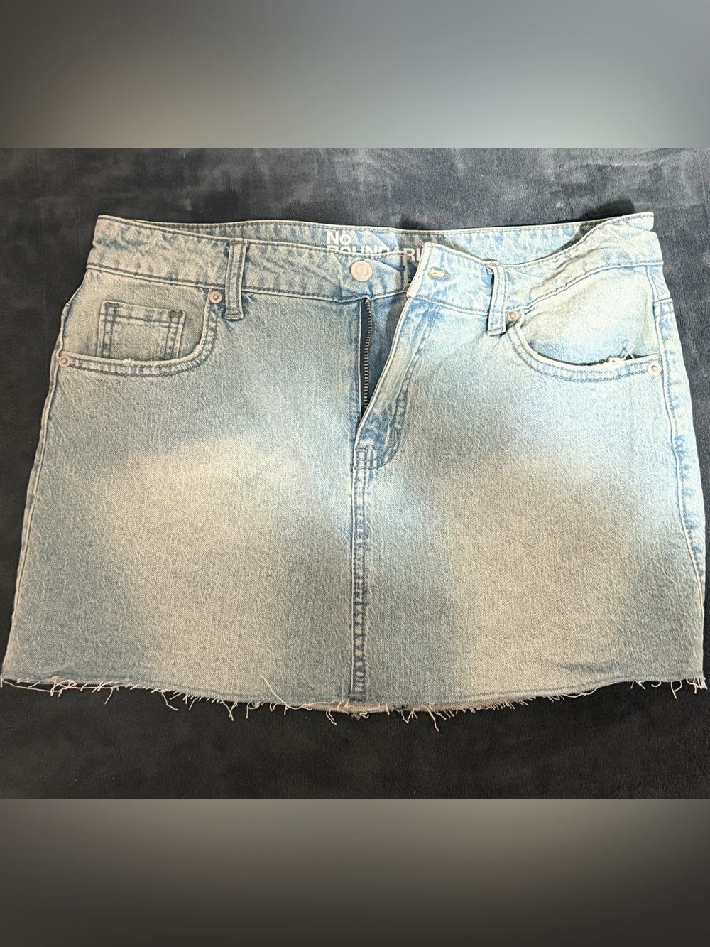 No Boundaries Light Blue Denim Raw-Hem Mini Skirt